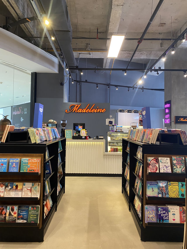 BookXcess @ The Starling: Where My Wallet Screamed But My Heart Sang