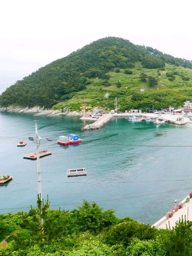 Cliffside Cruisin’ on Yeonhwado