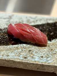 【大阪・難波】熟成鮨の真髄を味わう「熟成鮨利他 難波 心斎橋」
