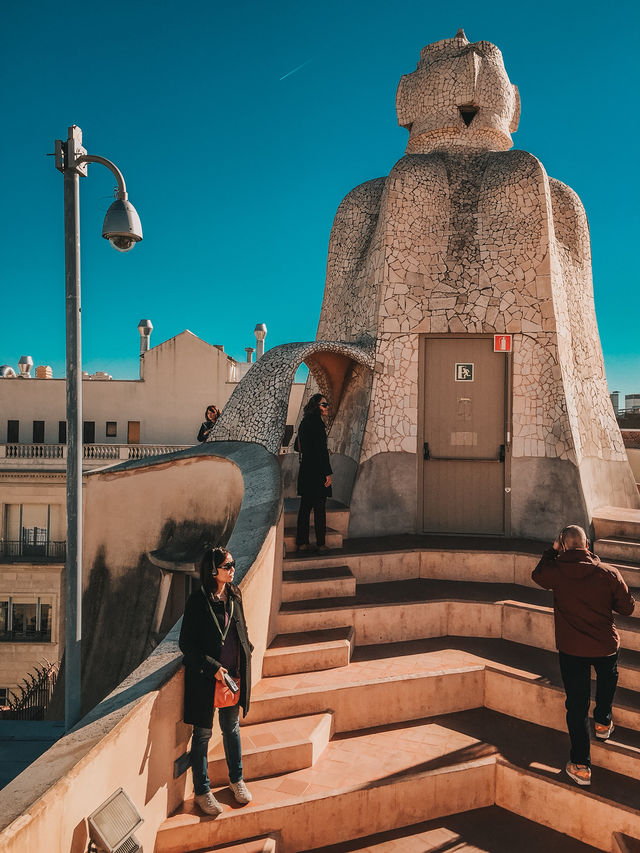 Waves of Stone – An Afternoon at Gaudí’s Casa Milà
