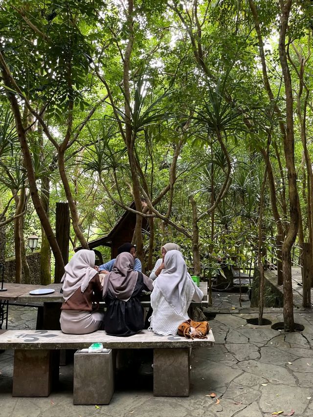 waroeng_tedoeh