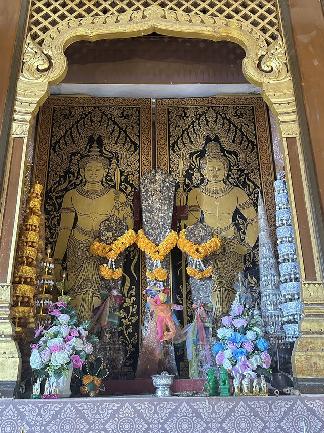 พลังแห่งศรัทธา ใจกลางเมืองที่ต้องมาให้ได้ 💛🛕