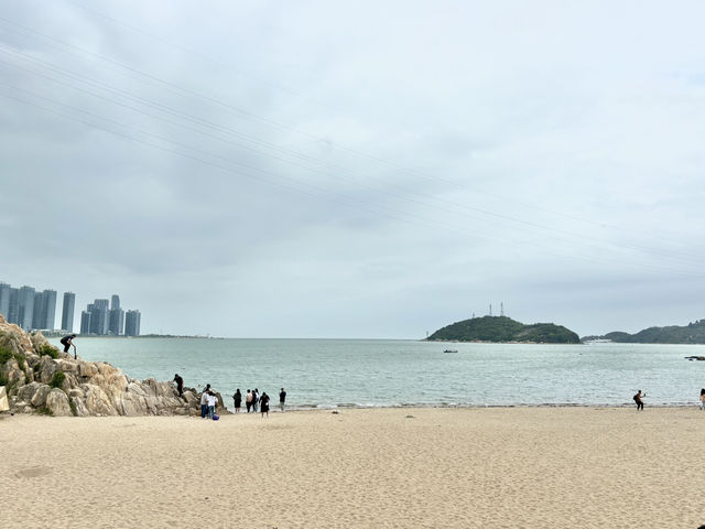 **🌊 汕頭媽嶼島｜絕美海邊木棧道，漫步聽濤，感受潮汕小島的浪漫！**