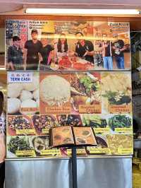 Rice Balls, Warm Hugs & Uncle Energy : Ei Ji Ban, Malacca