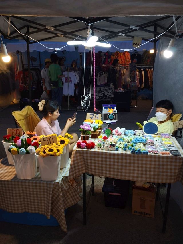 Tay Market✨ กาดนัดวินเทจ สุดเก๋า วิวเขาดอยสุเทพ🏞️