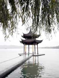 ทะเลสาบซีหู (West Lake) เดือนธันวาคม