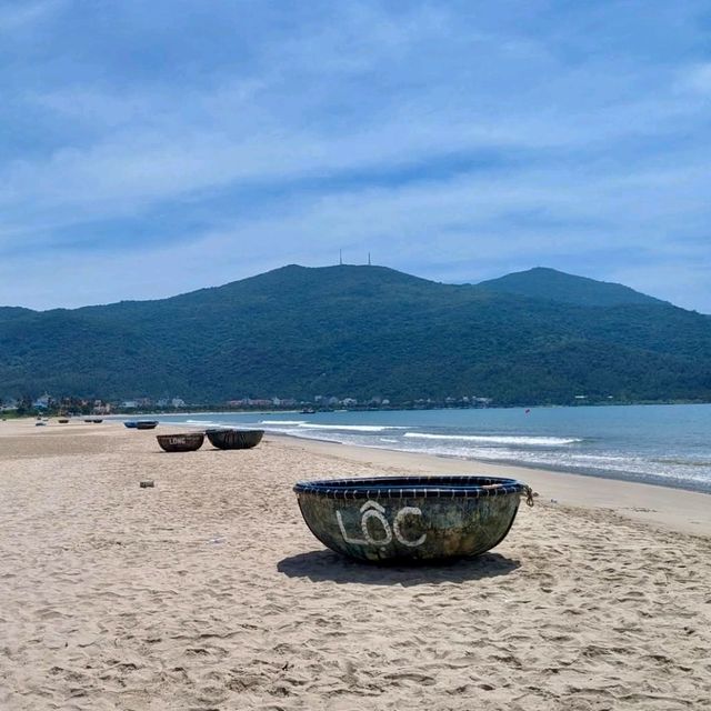 🌴 다낭 미케비치에서 만난 푸른 바다와 여유로운 하루