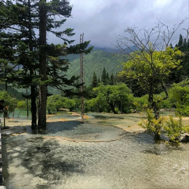 Huanglong National Park, Nature’s Color Explosion