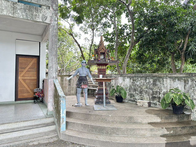 Old School คาเฟ่ สุดคูล ชลบุรี