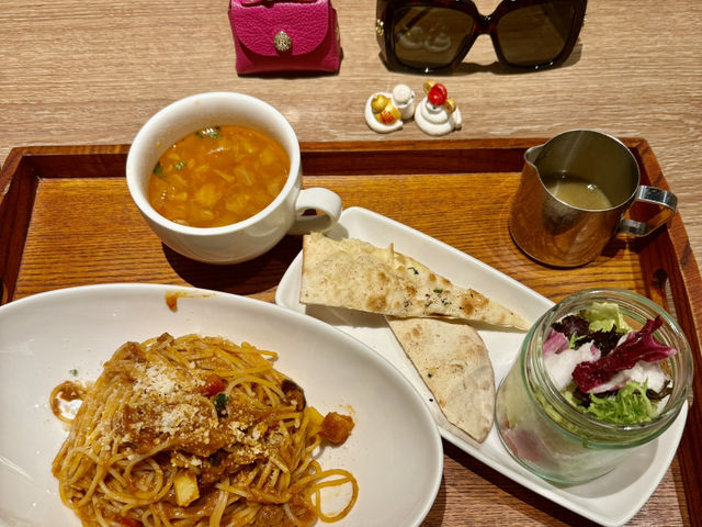 高雄夢時代6樓意大利（BELLINE Pasta)餐廳美食推薦大家