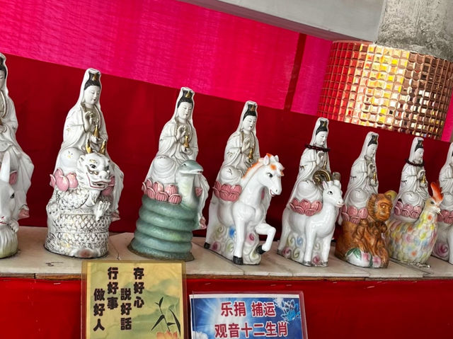 Kek Lok Si Temple Penang: Buddha, Pagodas & Panoramic Selfies
