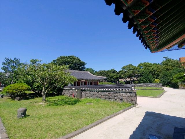 🏯 관덕정 – 제주의 역사를 간직한 정자