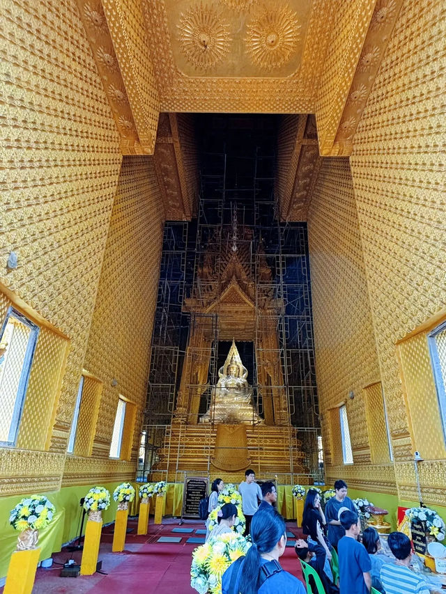 วัดจันทร์ตะวันตก พิษณุโลก ไปไหว้พระกัน