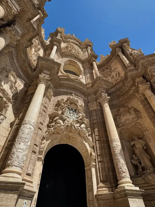 A Timeless Treasure in the Heart of Valencia