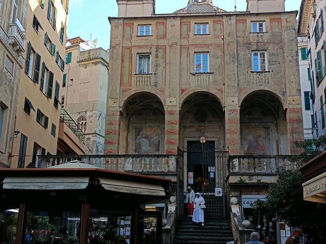 Genoa italy is beautiful 1 day definetly not enough