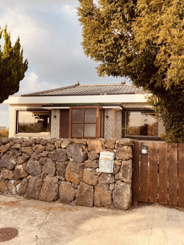 Superb Location Near Quiet Hado Beach