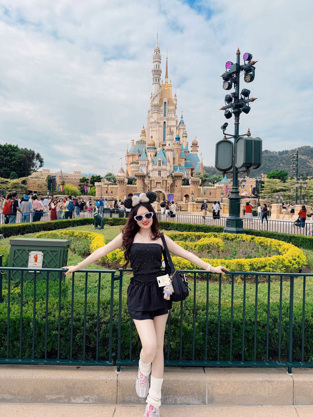 เที่ยวฮ่องกง 4 วัน 3 คืน งบ 18,750 บาท เที่ยวฮ่องกง 4 วัน 3 คืน งบ 18,750 บาท