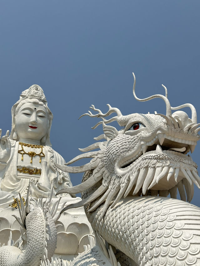 วัดห้วยปลากั้ง ที่นี่ เชียงราย