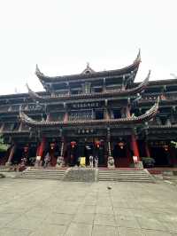 8 Days in Chengdu
