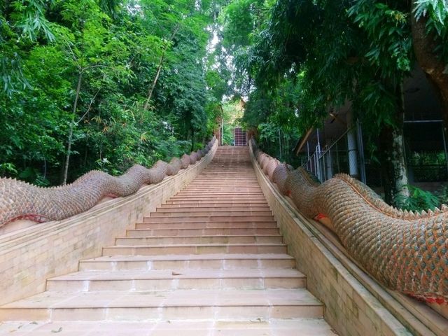 วัดดอยงำเมือง.สถานที่บรรจุพระอัฐิพ่อขุนเม็งราย