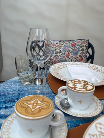LE CAFE LOUIS VUITTON ルイヴィトン　紅茶 Le Cafe Louis Vuitton highly recommended | Trip.com Shanghai