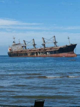 🚢 The BlueWays Shipwreck | A Lonely Beauty on the Weihai Coast