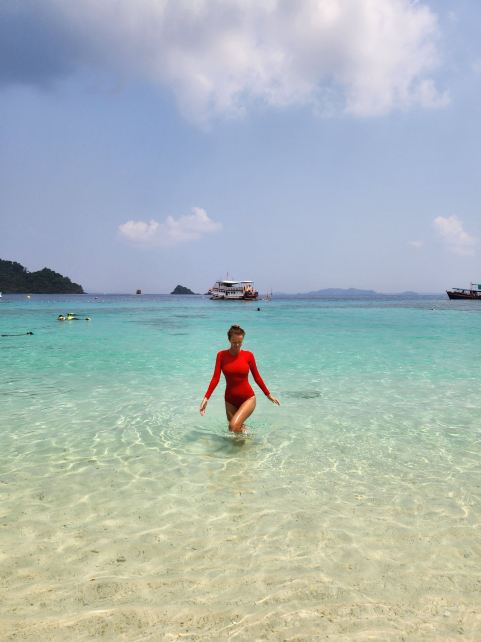 Is this the cleanest water in Thailand? 🌊
(Koh Chang Island Hopping Edition)

Forget the crowded tourist spots — if you want crystal-clear, aquarium-like water in Thailand, you have to go island hopping around Koh Chang! 🪸✨
Just a short boat trip from the main island takes you to untouched marine parks and tiny offshore islands where the water looks completely unreal.
📍 Top Snorkeling Spots from Koh Chang:
Koh Rang (Marine Park): Incredible clarity, vibrant coral reefs, and swimming with schools of fish.
Koh Wai: Calm, shallow turquoise bays perfect for a relaxing swim.
Koh Mak & Koh Kham: Powder-white sand and waters so clear your boat looks like it’s floating in the air.

💡 Traveler Tip: Book a local wooden boat or speedboat tour from Bang Bao Pier for the ultimate day trip. Don't forget your underwater camera!

💬 Is this the clearest water you’ve seen in Thailand, or have you found better? Let me know in the comments! 👇

✨ Follow for more hidden island spots, tropical living, and secret Thailand gems!

#KohChang #ThailandTravel #SnorkelingThailand #KohRang #IslandHopping #CrystalClearWater #HiddenGemsThailand #CoastalLiving #ThailandIslands