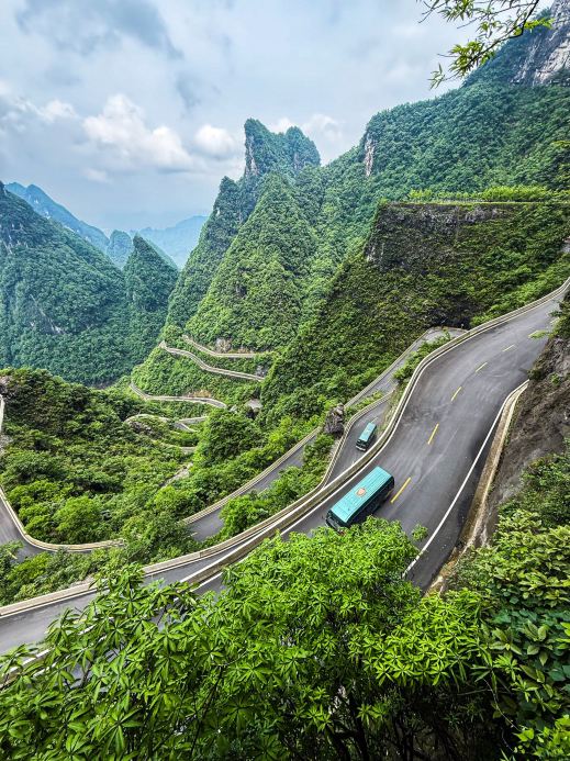 The Famous 99 Turns: Tianmen Mountain