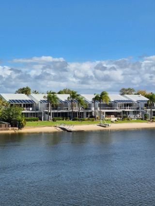 Sunshine Coast has a stay for every type of traveler ☀️🏝️