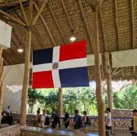 ✈️🌴 Exploring Punta Cana Airport's Tropical Charm!