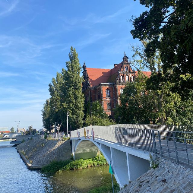 🇵🇱 Peace Bridge Wroclaw 🕊