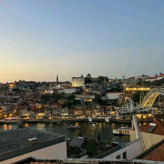葡萄牙波多的美麗夜空