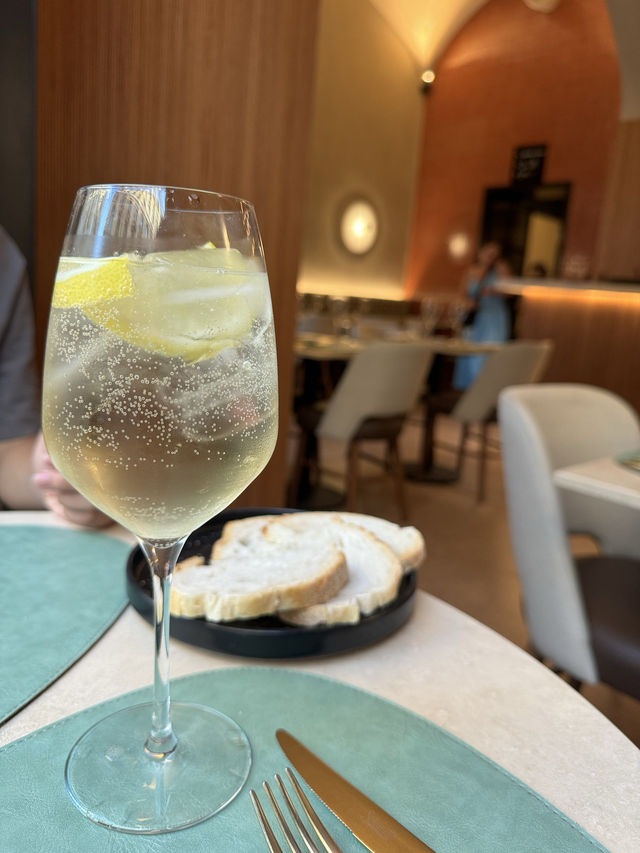 【羅馬餐廳】Enotico Bistrot Italiano：服務好、環境乾淨，位置方便