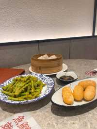 尋找魚的鮮味🐟超足料金湯酸菜魚！