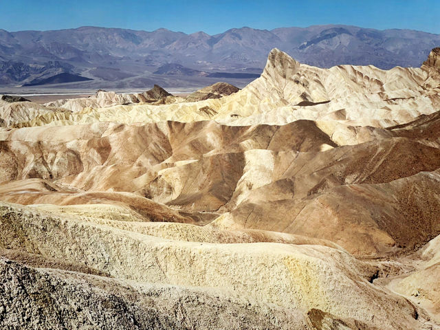 🥾🌵 Top Hikes in Death Valley National Park: Where the Earth Feels Alive 🔥🏜