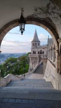📍 Fisherman’s Bastion (Halászbástya) – Sunrise or Sunset? 🌅🌄