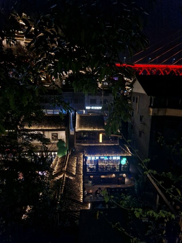 This has to be the prettiest spot in whole Chongqing ✨️🧧🇨🇳