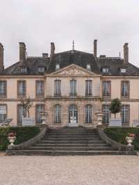 Château de La Motte-Tilly: Elegance on the Banks of the Seine