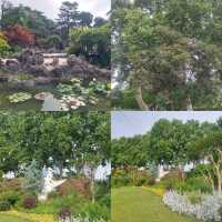 Nice parks with lakes