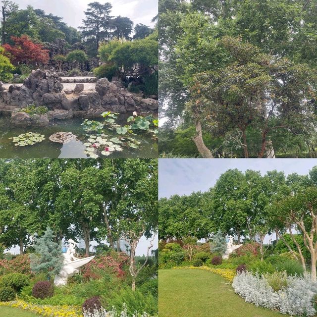 Nice parks with lakes