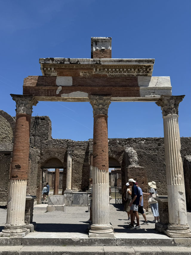 ✨ รีวิวท่องเที่ยว: ย้อนเวลาสู่เมืองปอมเปอี Pompei