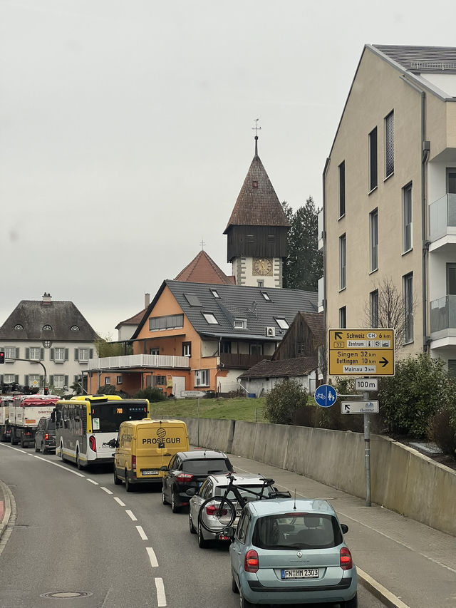 Wander Through Time – The Charming Streets of Konstanz, Germany 🌸🚶‍♂️