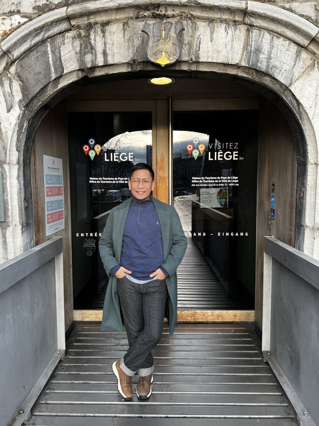 📍🇧🇪 Unlock Liège Like a Local — Start at the Tourist Information Center! ✨  