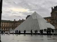 🎨 Top 10 Louvre Attractions + Spooky Halloween Vibes! 👻