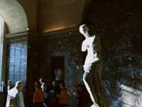 🎨 Top 10 Louvre Attractions + Spooky Halloween Vibes! 👻