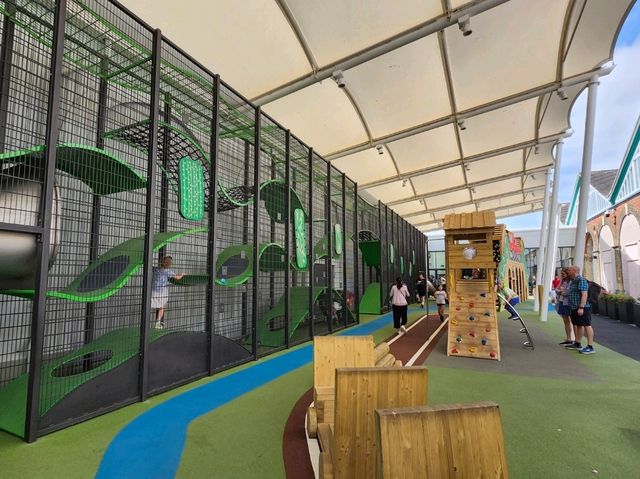 A Cosy Winter Shopping Trip at Swindon Designer Outlet A Cosy Winter Shopping Trip at Swindon Designer Outlet