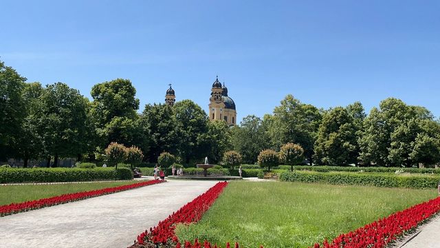 走進慕尼黑王宮花園，感受歐洲古典園林的魅力"