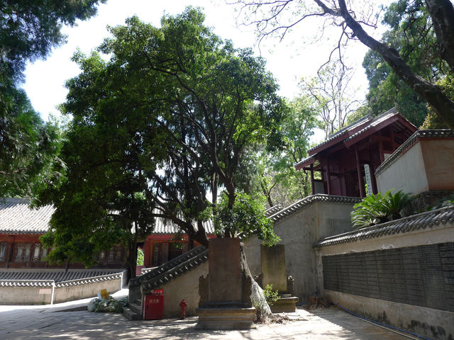 瀘山第一古剎——光福寺