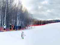 新手滑雪初體驗——紅松王滑雪場