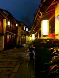 一鎮一島一酒店，巡塘書香，隱於古鎮，逸於書香